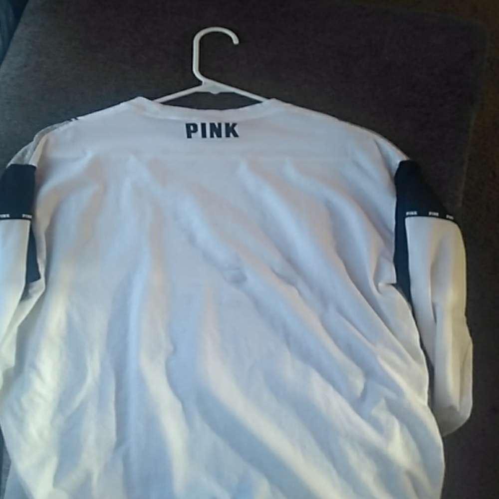 Victoria secret pink shirt - Picture 4 of 4